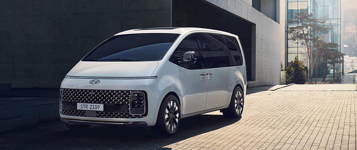 Hyundai Staria