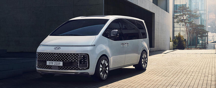Hyundai Staria